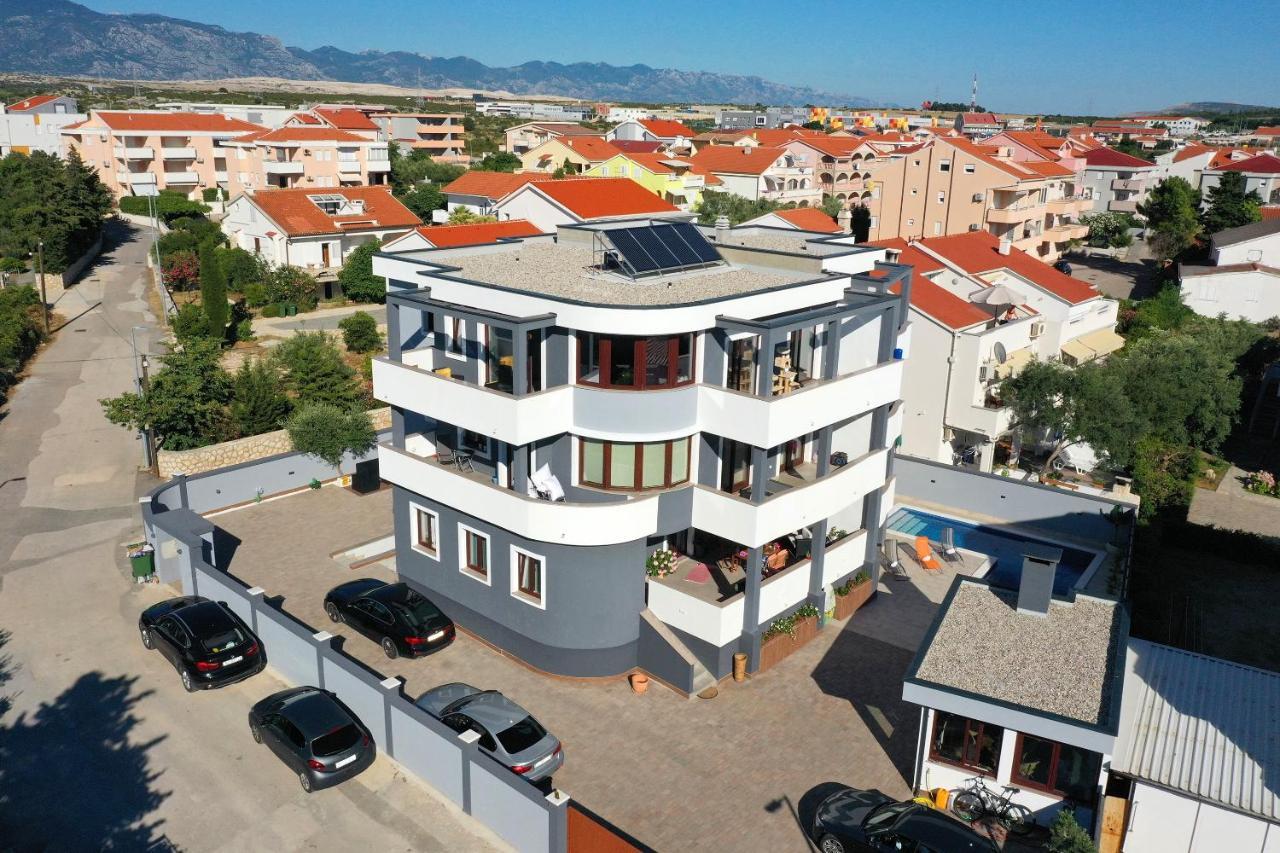 Villa Mariella Novalja Buitenkant foto