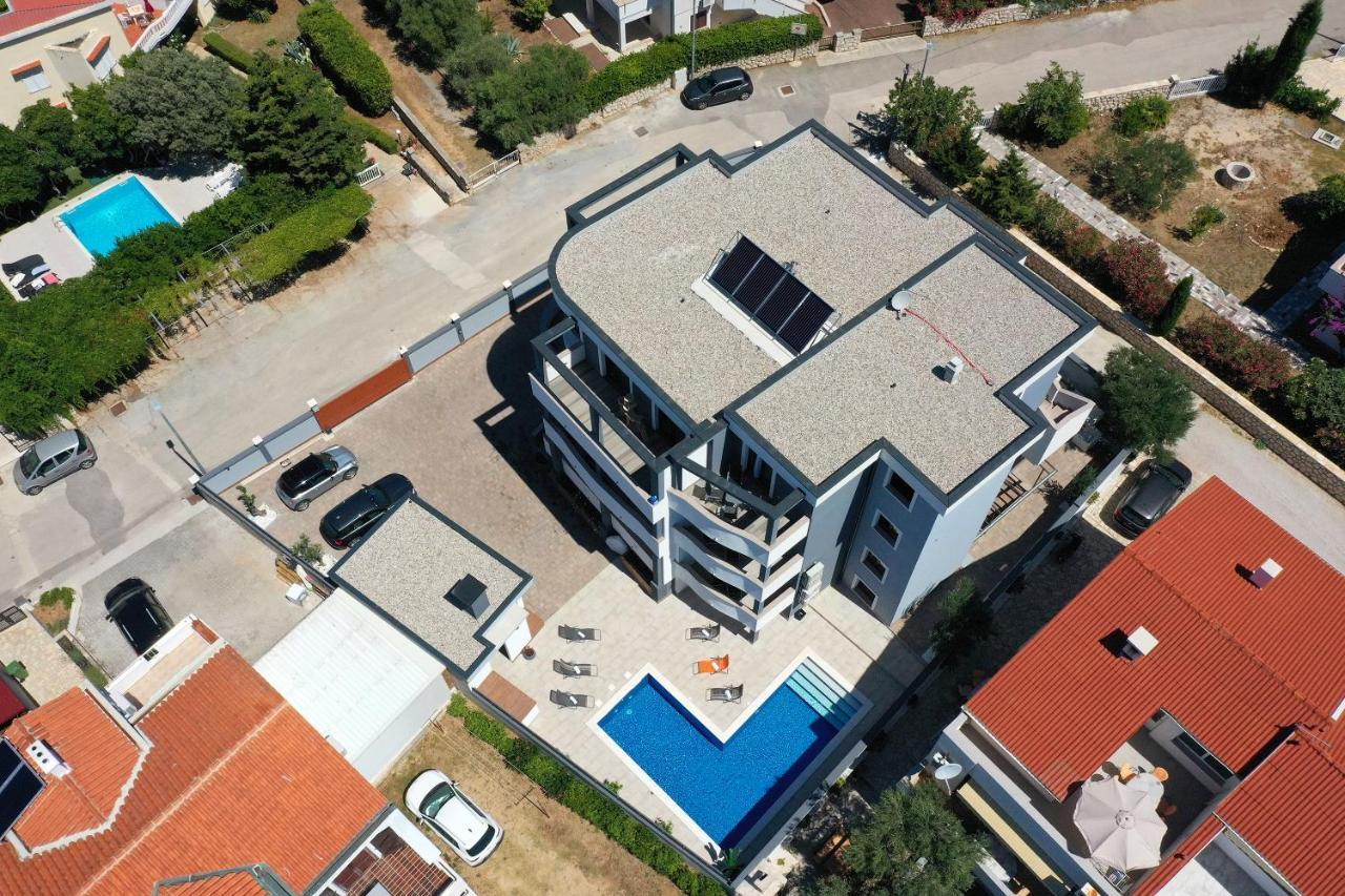 Villa Mariella Novalja Buitenkant foto