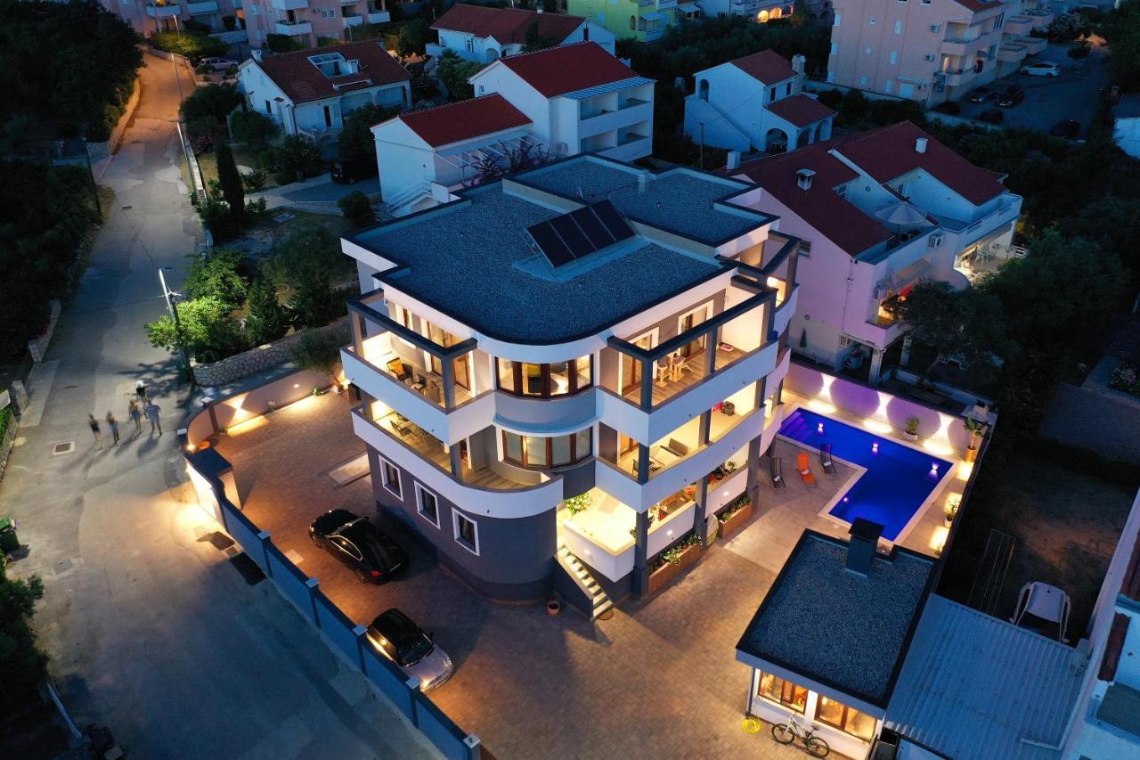 Villa Mariella Novalja Buitenkant foto
