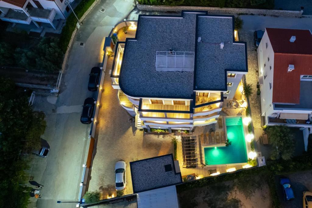 Villa Mariella Novalja Buitenkant foto